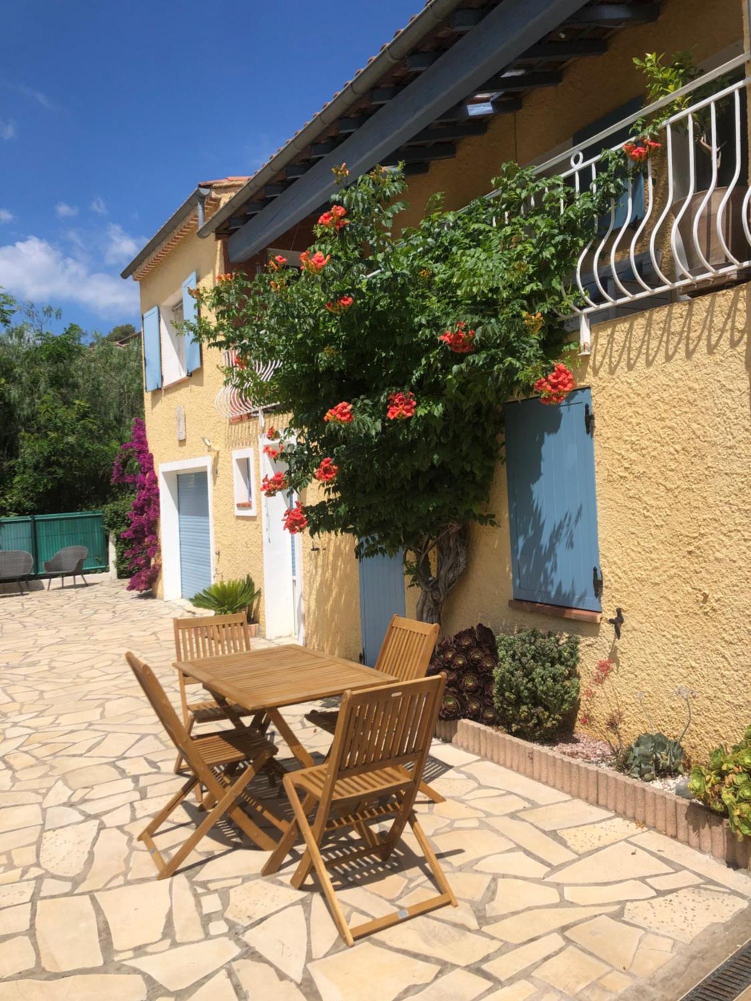 Belgentier Appartement Dans La Colline מראה חיצוני תמונה