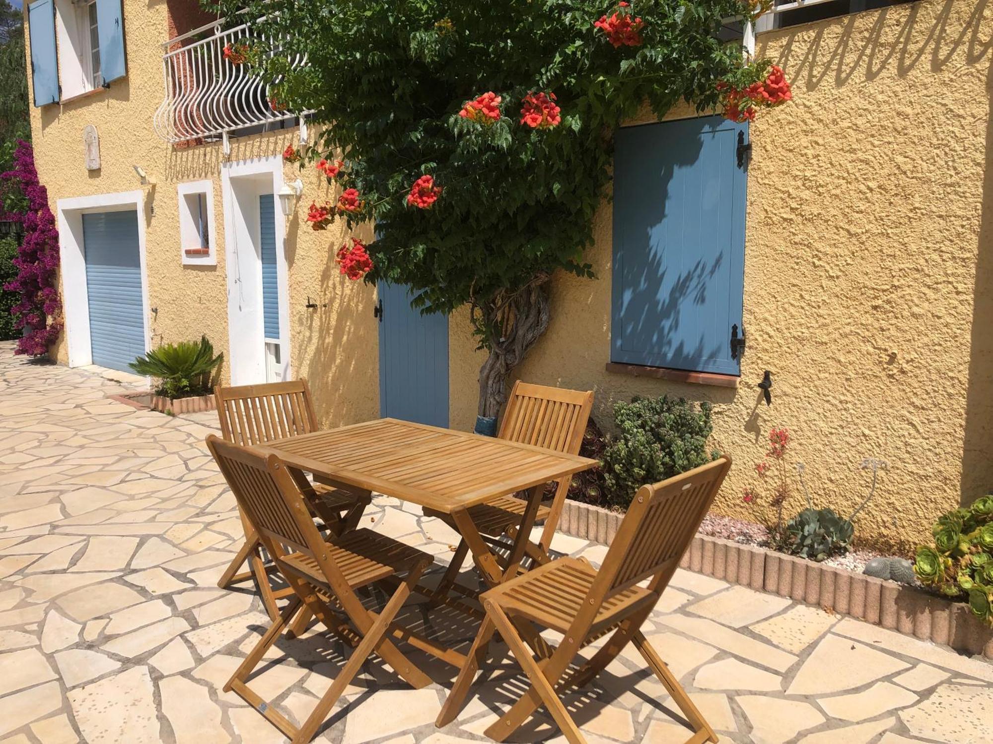 Belgentier Appartement Dans La Colline מראה חיצוני תמונה
